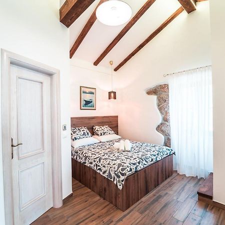 Villa Campiello Heated Pool 비르브닉 외부 사진