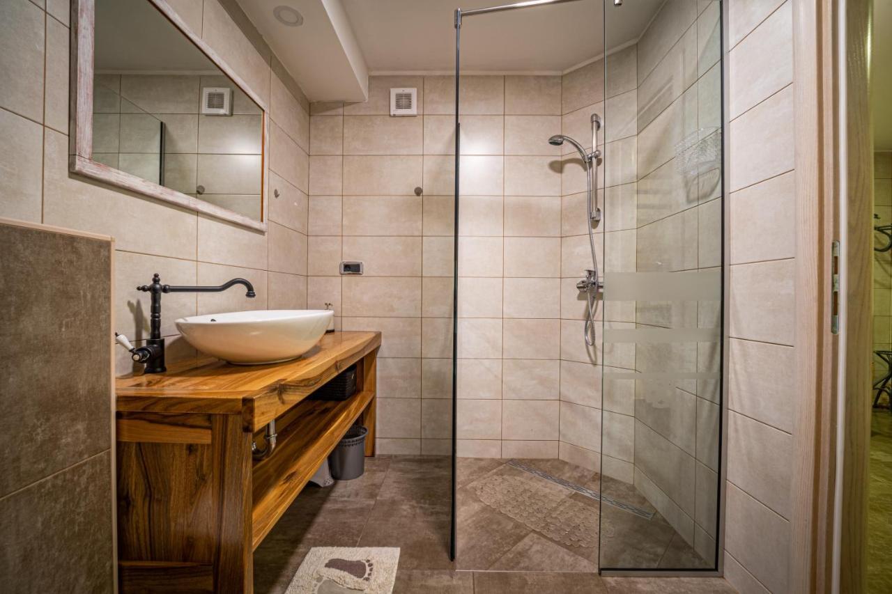Villa Campiello Heated Pool 비르브닉 외부 사진
