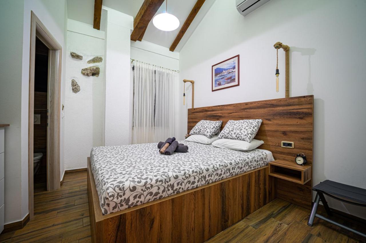 Villa Campiello Heated Pool 비르브닉 외부 사진