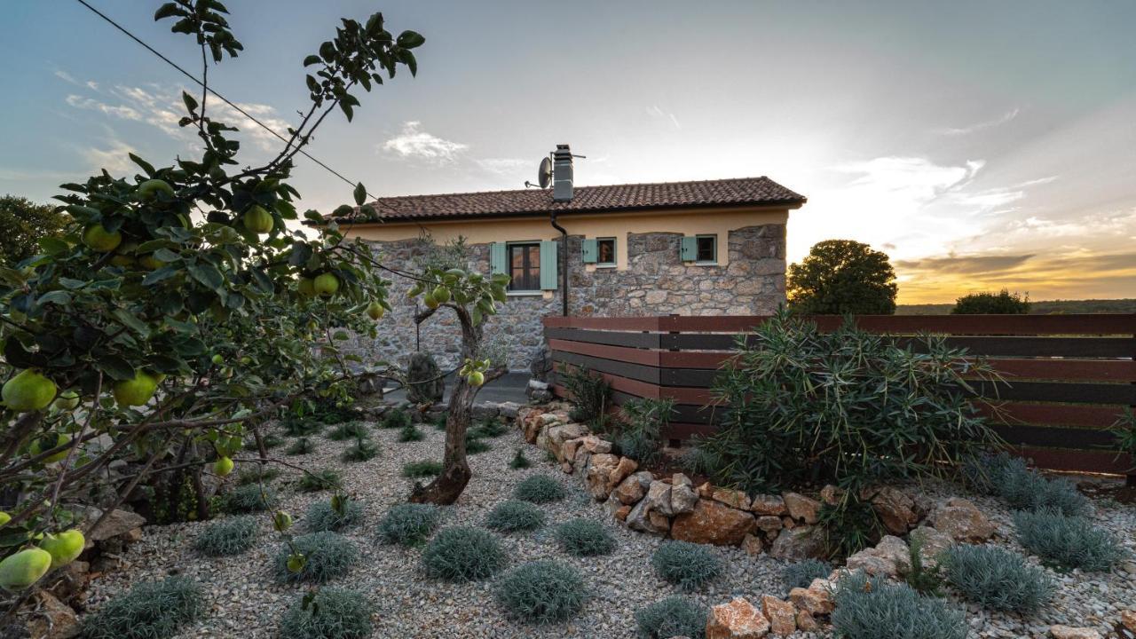 Villa Campiello Heated Pool 비르브닉 외부 사진